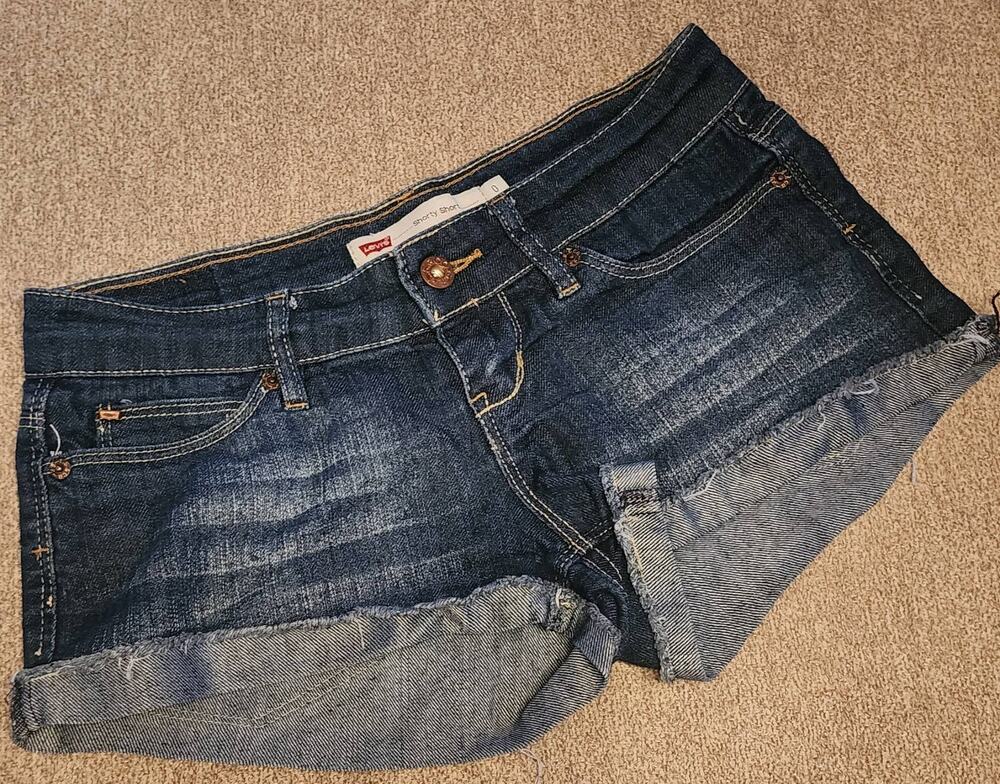Levi's Women's Booty Shorty Jean Shorts Size 0